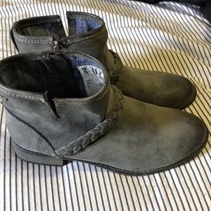 grey roxy boots/booties